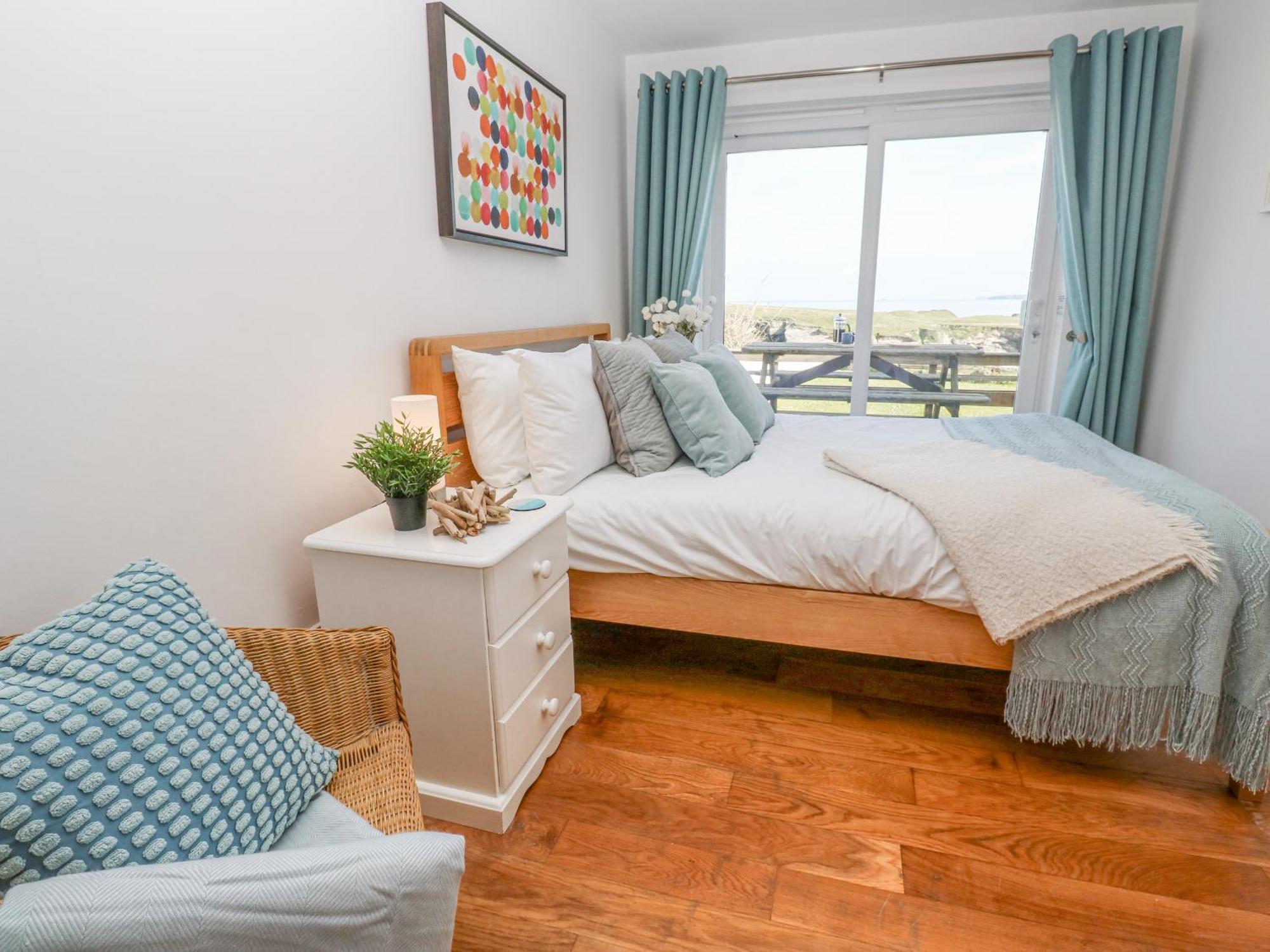 Island View Apartment *
